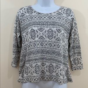 No Boundaries Crochet & Chiffon Back Shirt  Sz M